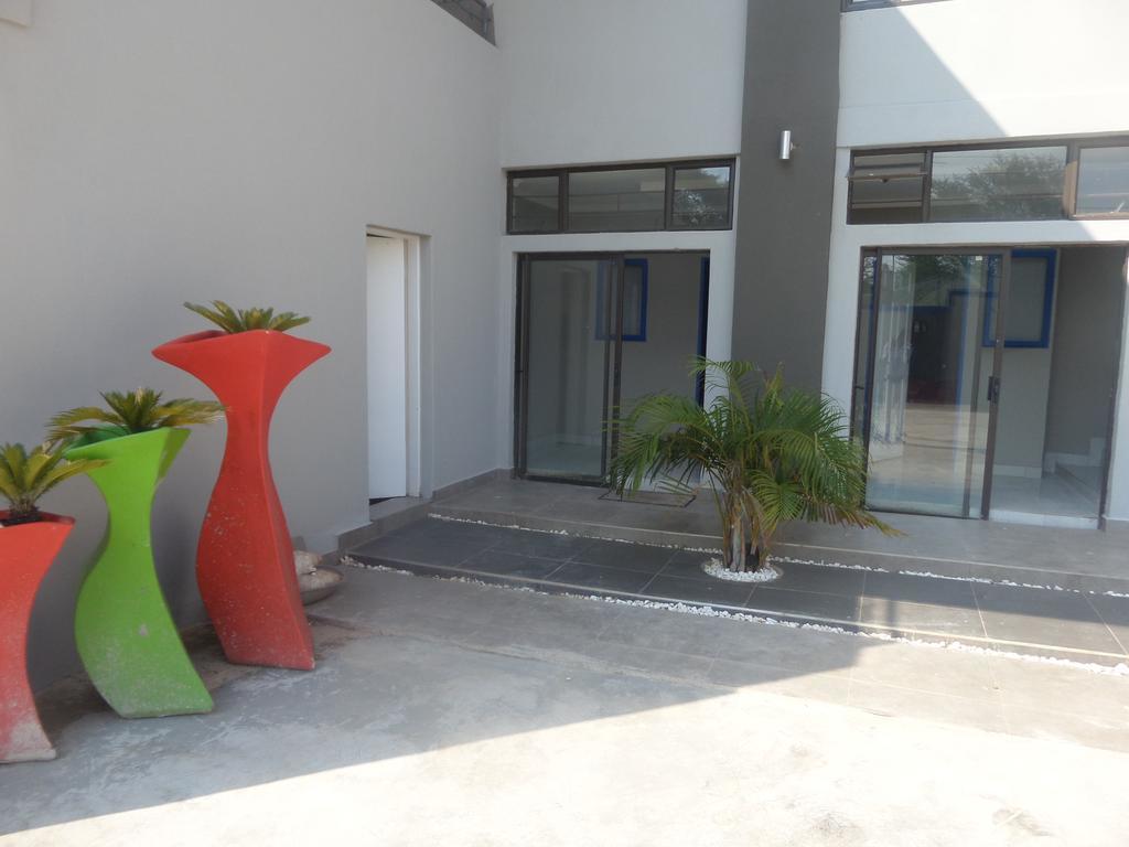 Tshedza Guest House Pretoria-Noord Dış mekan fotoğraf
