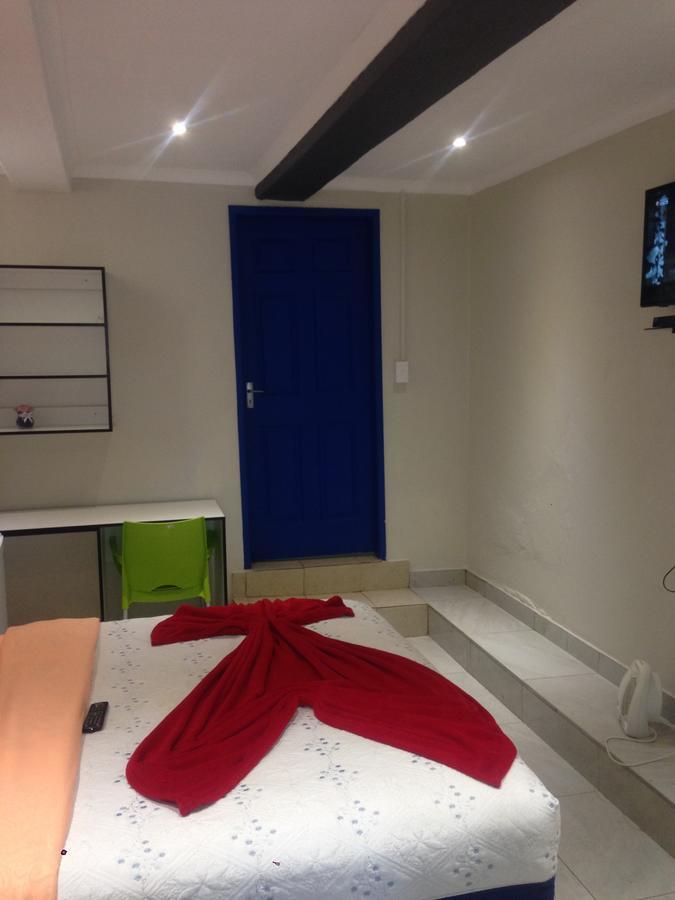 Tshedza Guest House Pretoria-Noord Dış mekan fotoğraf